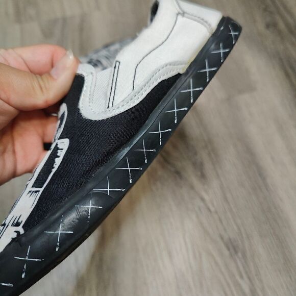 Inkkas Limited Edition R2D2 Star Wars Graphic Slip On Shoes - Picture 12 of 15